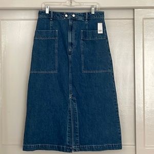 Maxi skirt-never worn